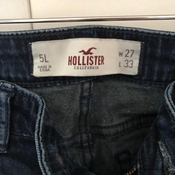 Hollister Skinny Jeans - Picture 2 of 3